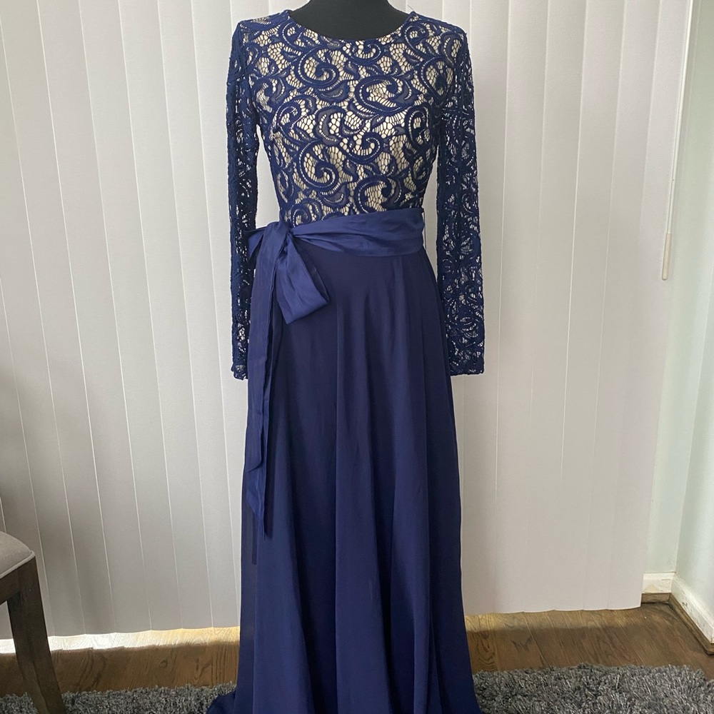 Clocolor dress fits small